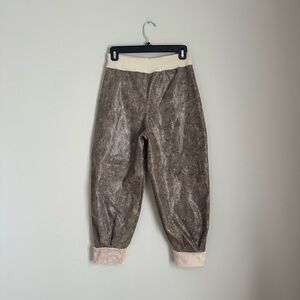 Stylish Brown & Cream Pants With a Stretchy Waist